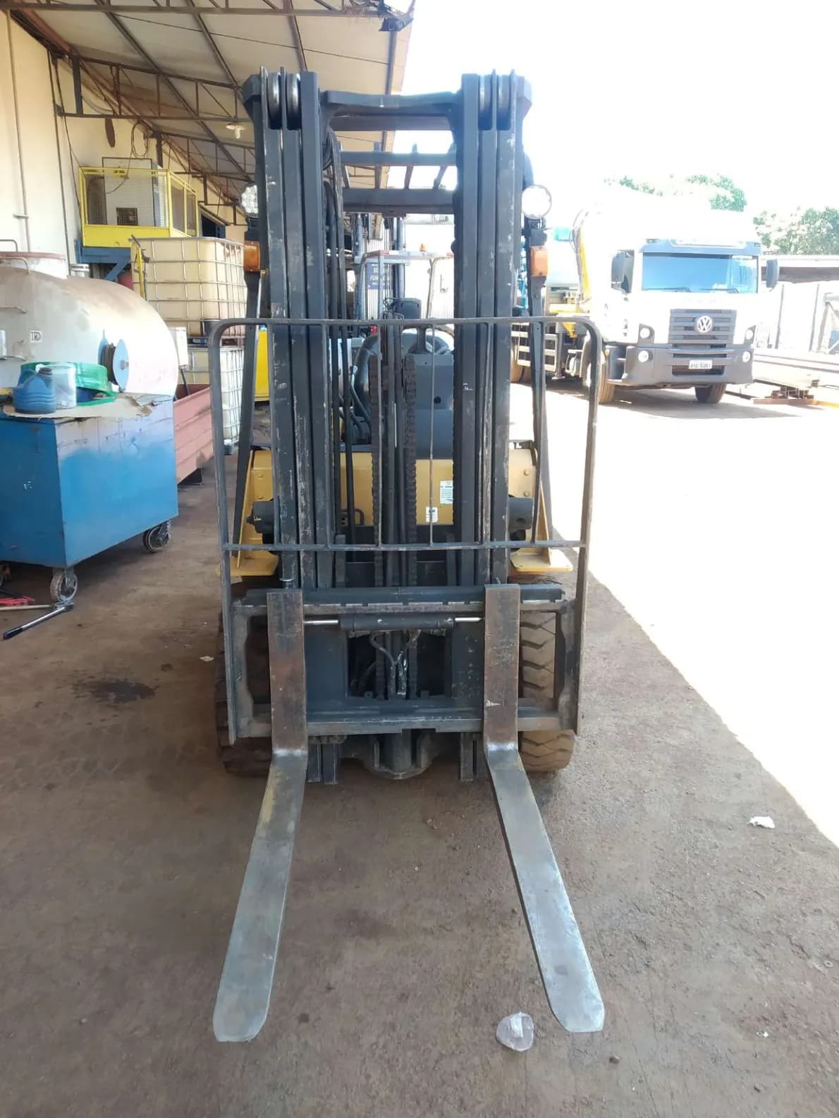 Empilhadeira Caterpillar GP25NM - 2.500 KG